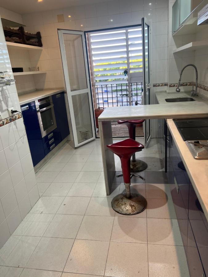 Piso De 3 Dormitorios Con Garaje Jerez de la Frontera Luaran gambar